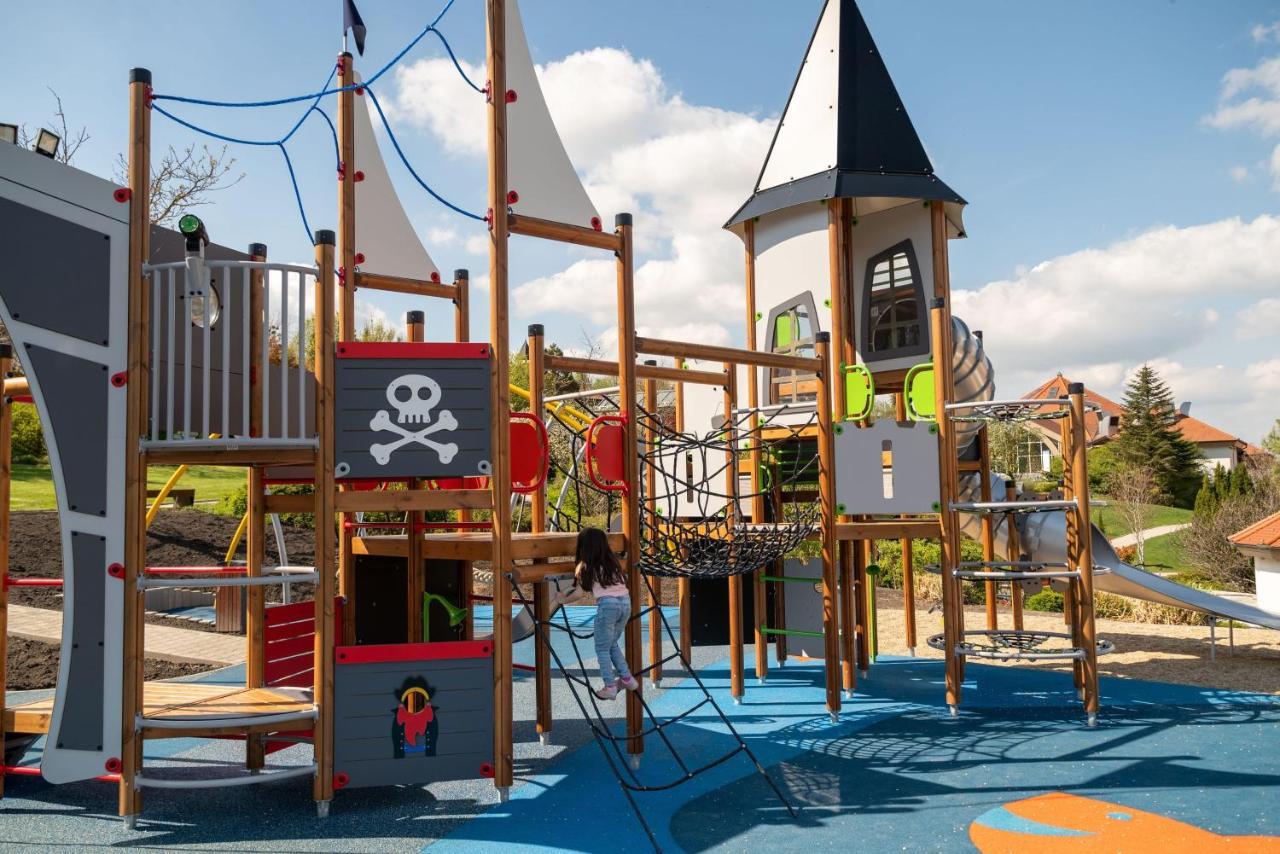 Kolping Family Resort Heviz Exterior foto